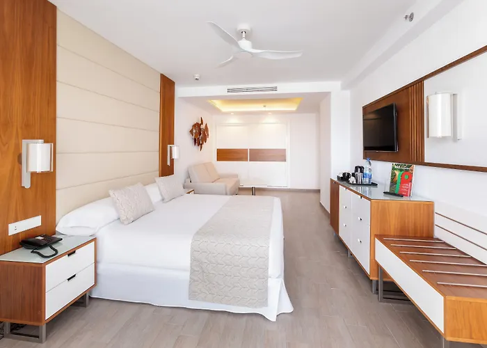 Отель Riu Gran Canaria 4*